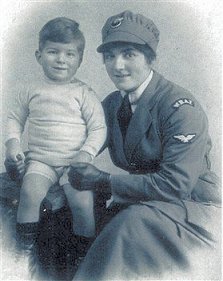 Florence Rosetta Bareham with son Ronald Reginald in 1918