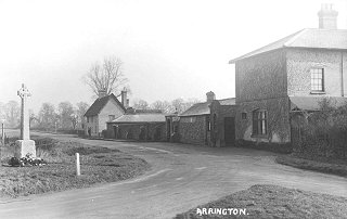 Arrington Bridge, Wimpole Lodge and War Memorial (c1920)